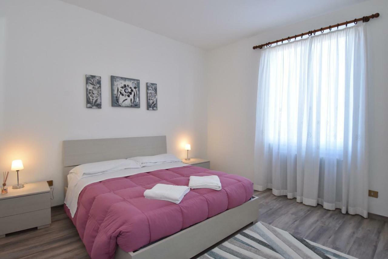 Appartamenti Casa La Rosa Bellagio Kültér fotó
